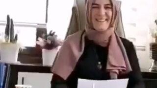 Vatandaşla dalga geçti haberi üzerine Başakşehir Belediyesi, o personelin işine son verdi