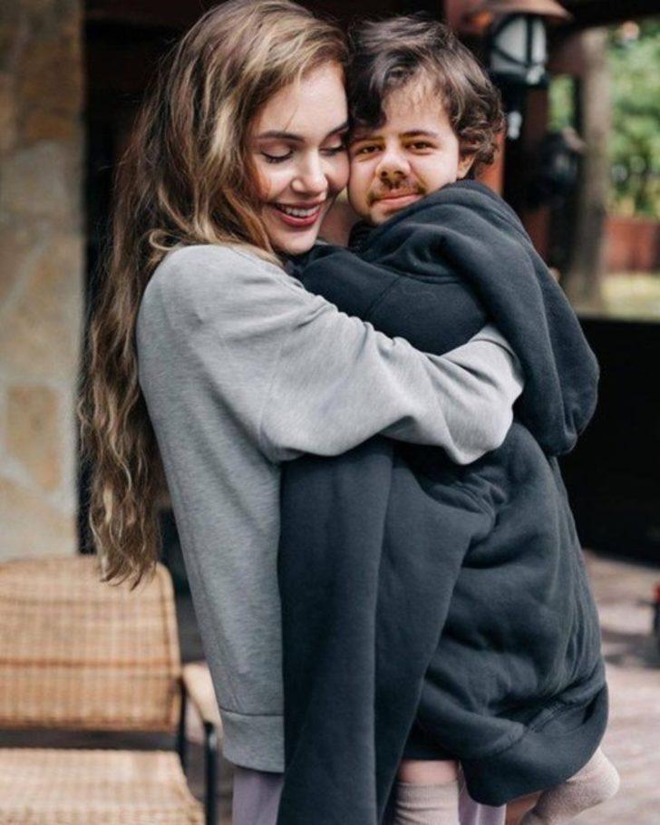 Berfu Yenenler'den eşi Eser Yenerler'e büyük kilo gafı! G3