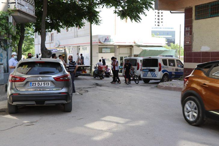 Elazığ'da pompalı tüfekle karakol bahçesinde havaya ateş açan şüpheli gözaltına alındı G2