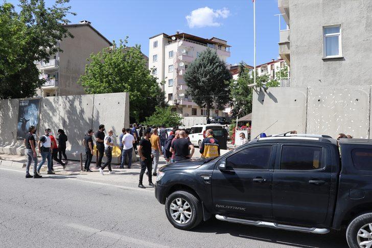 Elazığ'da pompalı tüfekle karakol bahçesinde havaya ateş açan şüpheli gözaltına alındı G3