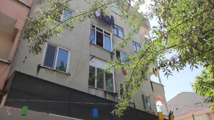 Bursa'da bir evde çıkan yangında dumandan etkilenen kadın hastaneye kaldırıldı G2