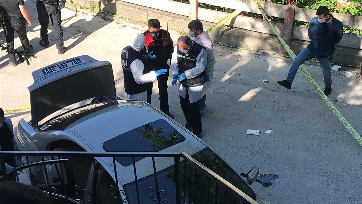 Zonguldak'ta otomobilde silahlı saldırıya uğrayan 2 kişi yaralandı