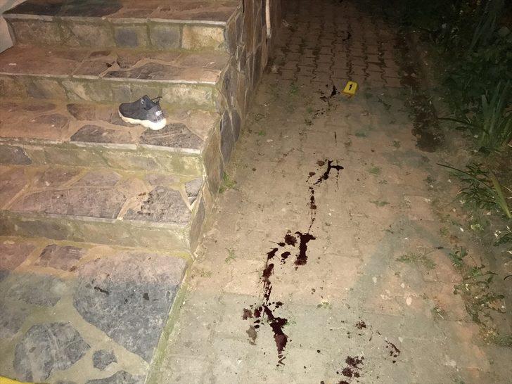 Sakarya'da akrabalar arasında çıkan bıçaklı baltalı kavgada 3 kişi yaralandı G2