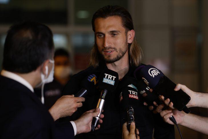 Fransa'da şampiyonluğa ulaşan Türk futbolcular, milli takım kampı için Antalya'ya geldi G4