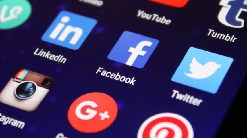 Rusya'dan Facebook'a 26 milyon ruble para cezası