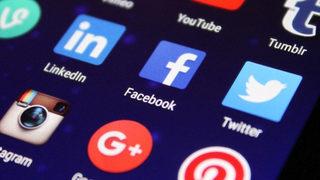 Rusya'dan Facebook'a 26 milyon ruble para cezası