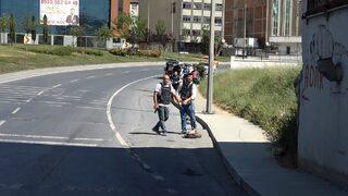Polis merkezi yakınında silahlı çatışma! Ekipler alarma geçti