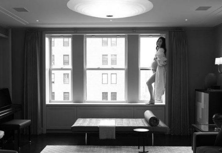  Shameless dizisinin yıldız ismi Emmy Rossum anne oldu! G5