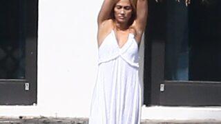 Jennifer Lopez'in tatil keyfi! O sırada Ben Affleck bakın ne yaptı