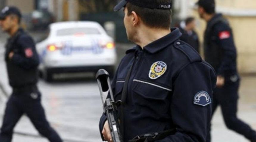 Emniyet Teşkilatı'ndan polislerle ilgili çok önemli karar! 10 yıl şartı getirildi...