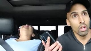 Saniye saniye doğum anı! Hastaneye yetişemedi arabada doğum yaptı