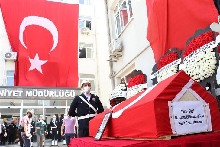 Yalova'da otomobilin çarpması sonucu şehit olan polis memuru son yolculuğuna uğurlandı G4