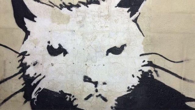 Banksy'nin en büyük eserlerinden 'Beyaz Saray Sıçanı' açık artırmada 380 bin Euro'ya satıldı