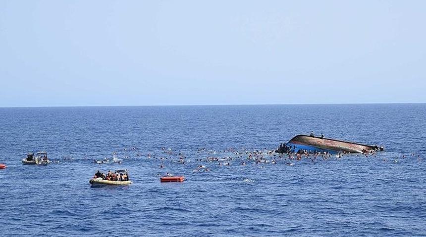 Nijerya’da 160'tan fazla yolcu taşıyan tekne alabora oldu