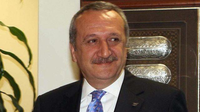 Eski İçişleri Bakanı Mehmet Ağar