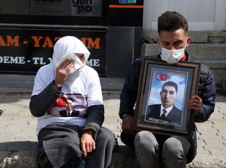 GRAFİKLİ - Diyarbakır annelerinin eylemi bölgeye yayılıyor G5