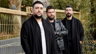 Sakiler grubu kimdir, üyeleri kimler? Dünyadan Uzak şarkısını seslendiren Sakiler kimdir?