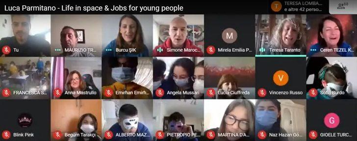 İtalyan astronot Luca Parmitano, Sakarya'daki ortaokul öğrencileriyle çevrim içi toplantıda buluştu G1