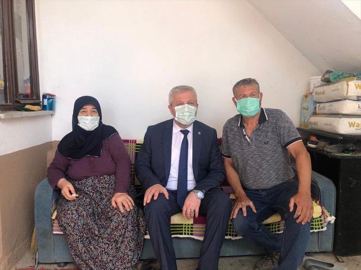 Bursa'da mevsimlik tarım işçilerine koronavirüs aşısı yapıldı G1