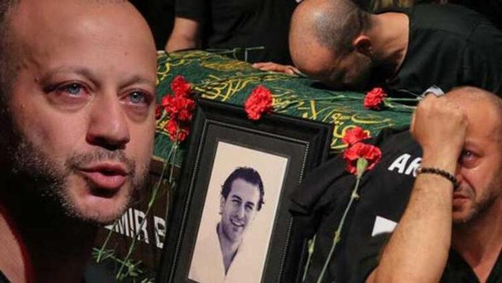 Burak Altay'dan duygusal paylaşım: Motor kazasında kaybettiği dostu Arda Öziri'yi unutmadı! G3