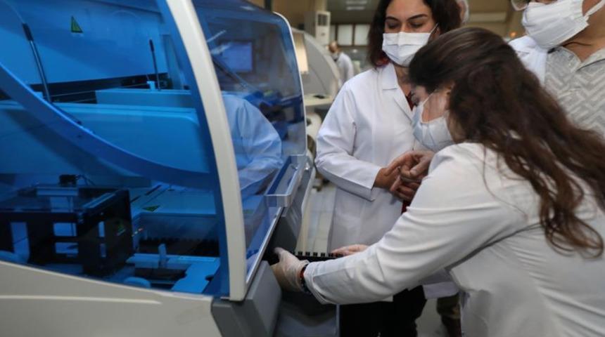 2 doz Sinovac aşısının oluşturduğu antikor oranı açıklandı