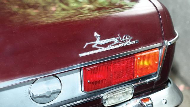 İranlı koleksiyoncular, Şah Pehlevi’nin hediye ettiği arabanın peşinde