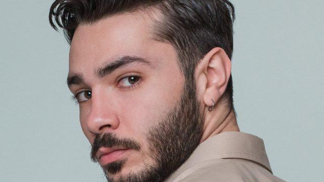 Sezen Aksu'dan Cem Bekar'a 15 şarkı hediye!