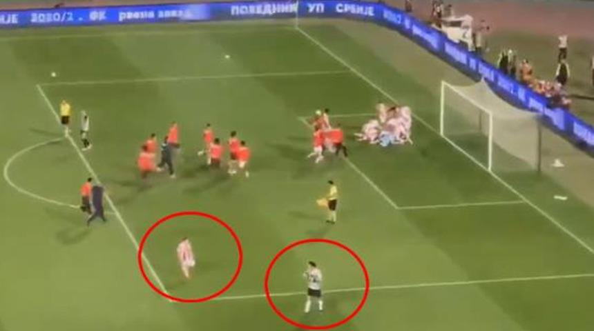 Kızılyıldız - Partizan finaline damga vuran olay! Şortunu indirip kalecinin üstüne koştu