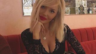 Cansu Taşkın sezonu Çeşme'de açtı! Üst üste paylaştı