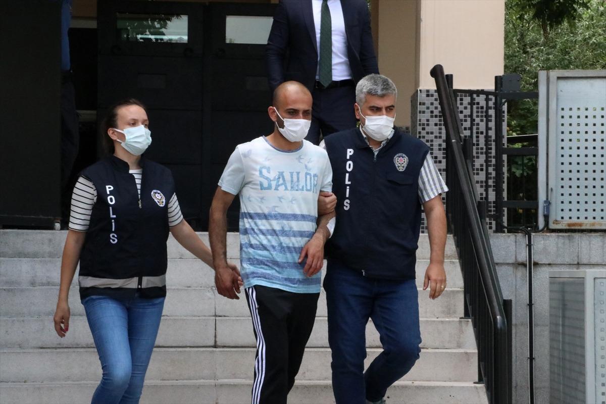 G&Uuml;NCELLEME 2 - Manisa'da boşandığı eşini sokak ortasında darbeden kişi hakkında adli kontrol kararı