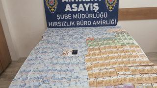 Antalya’da girdiği evden vurgun yapan hırsız yakalandı