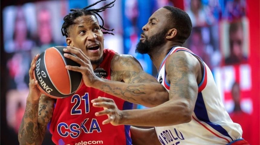 Anadolu Efes, CSKA Moskova'yı az farkla yenerek Euroleague'de finale yükseldi