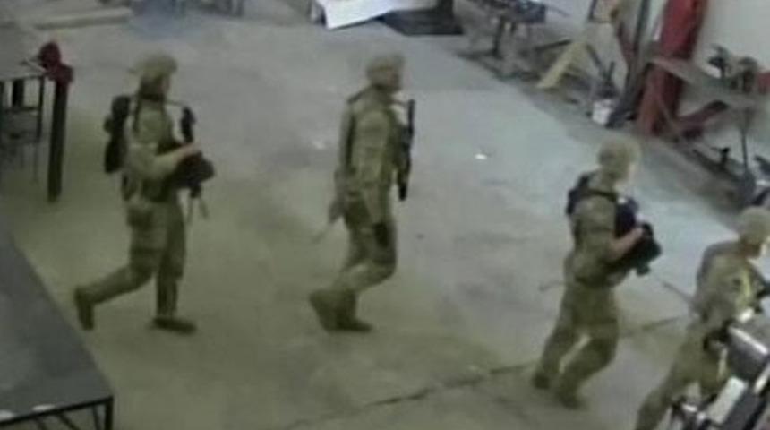 ABD askerleri Bulgaristan'da yanlışlıkla bir fabrikaya baskın düzenledi