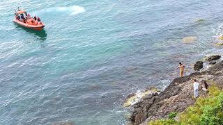 Kilyos Sahili'nde kayalıklarda mahsur kalan 2 kadın kurtarıldı