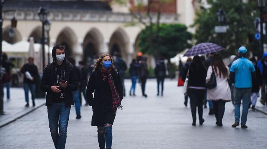 Doç. Dr. Ümit Savaşçı'dan toplumsal bağışıklık açıklaması! Tarih de verdi