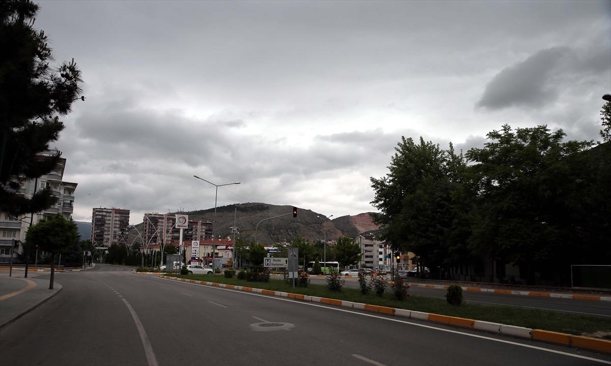 Samsun ve &ccedil;evre illerde sokağa &ccedil;ıkma kısıtlaması nedeniyle sessizlik hakim