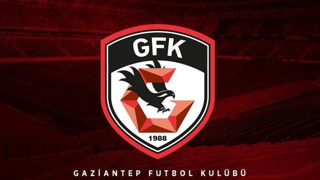 Gaziantep FK'da üç futbolcu ile yollar ayrıldı