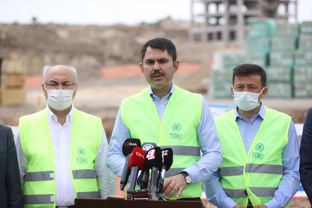 İzmir'e deprem sonrası kentsel d&ouml;n&uuml;ş&uuml;m i&ccedil;in 2 milyar 200 milyon liralık yatırım