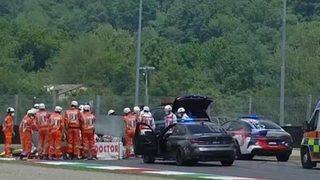 İtalya Grand Prix'sinde kan donduran kaza! Yere düşen pilotu ezip geçtiler