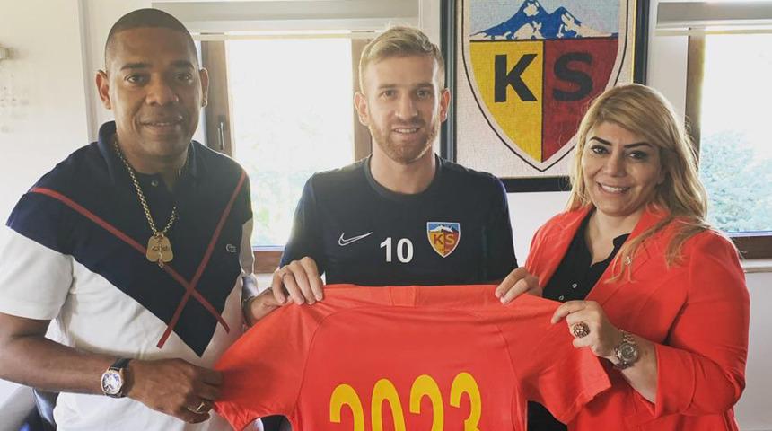 Berna G&ouml;zbaşı: Değerini bulmayan hi&ccedil;bir oyuncumu satmam