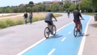 Pandemide spor salonuna gidemeyen bisiklete hücüm etti!