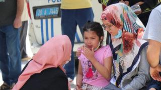 Evini yakan kadın apartmanı kilitleyerek kaçtı