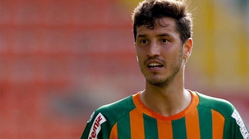 Beşiktaş'a transfer olacağı belirtilen Salih Uçan, heyecanlandırdı!