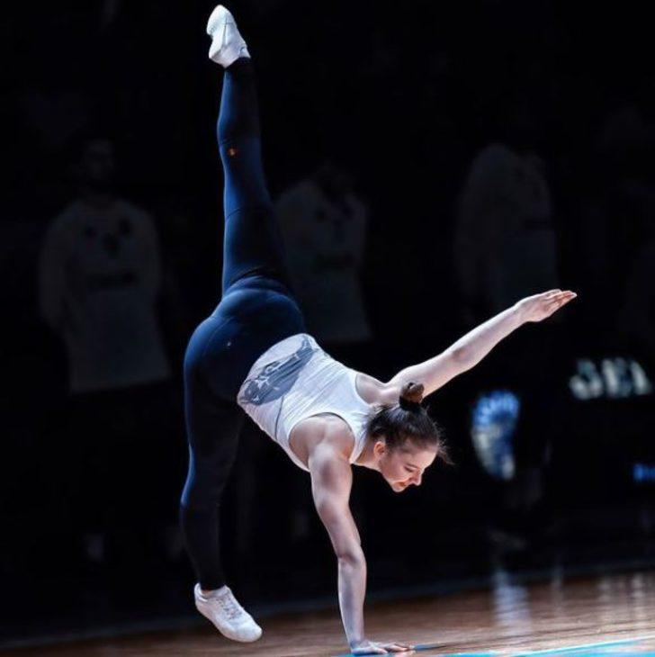 Ayşe Begüm Onbaşı'dan bir gurur daha! | Ayşe Begüm Onbaşı kimdir? Ayşe Begüm Onbaşı kaç yaşında? G2