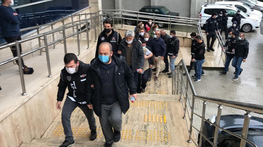 Zonguldak merkezli FET&Ouml;/PDY operasyonunda yakalanan 14 ş&uuml;pheliden 13'&uuml; adliyede