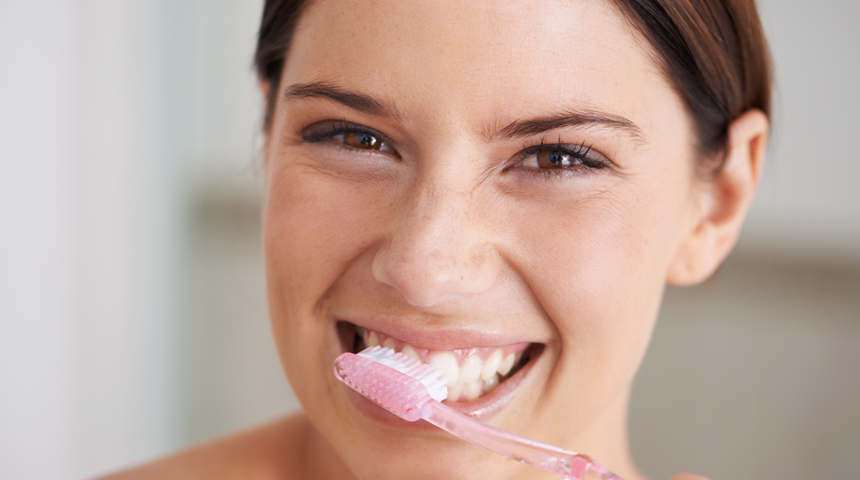 Doğru diş fırçalama tekniği nedir? Diş fırçalamak ne işe yarar?