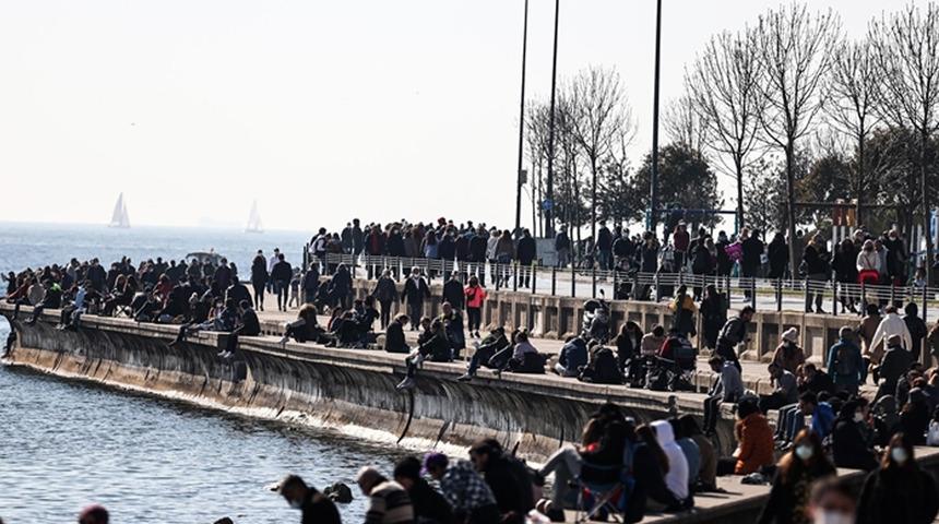 Üst düzey Türk yetkili açıkladı: Kısıtlamalar gevşiyor
