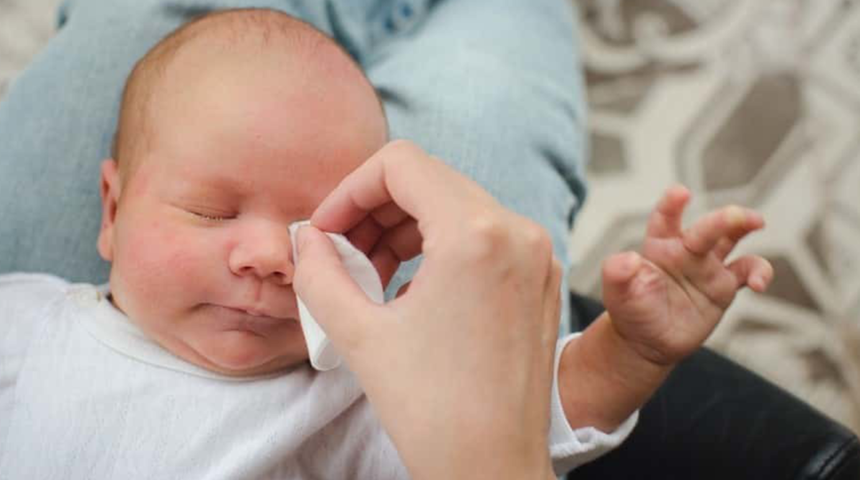 Çocuklarda göz çapaklanması neden olur? Önlemek için nelere dikkat edilmeli?