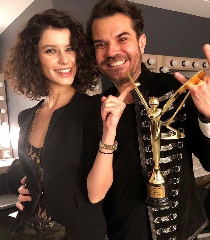 Beren Saat'ten Kenan Doğulu'ya romantik kutlama: Yıldızların altında çıplak uyuyalım mı? G5