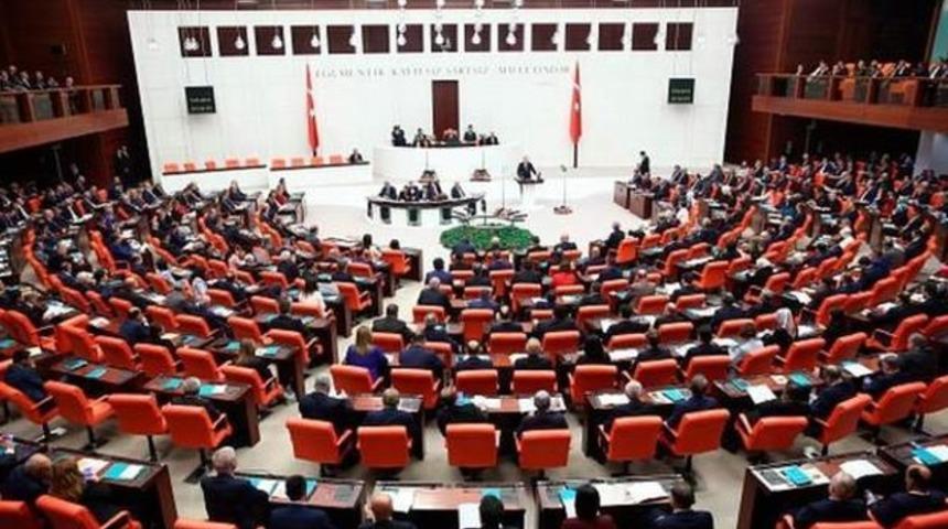 Muhalefetten 'Cumhuriyet savcıları bağımlı hale getiriliyor' uyarısı